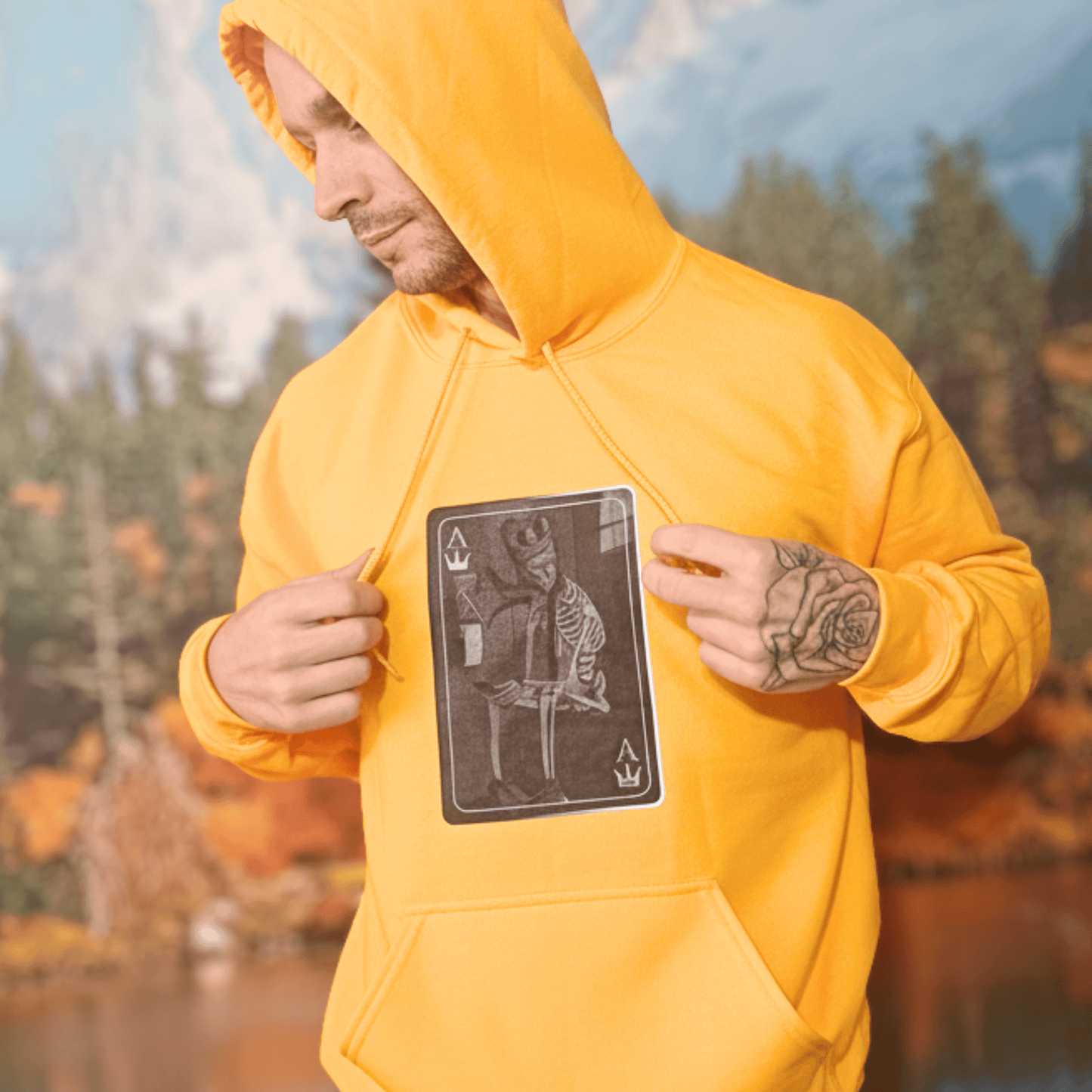 Sudadera con Capucha Unisex– Diseño Gótico y Oscuro
