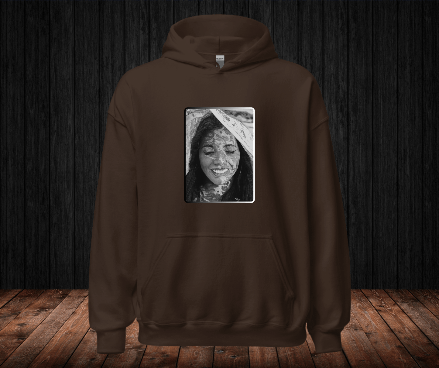 Sudadera con Capucha – Bendito Sol, Diseño Artístico