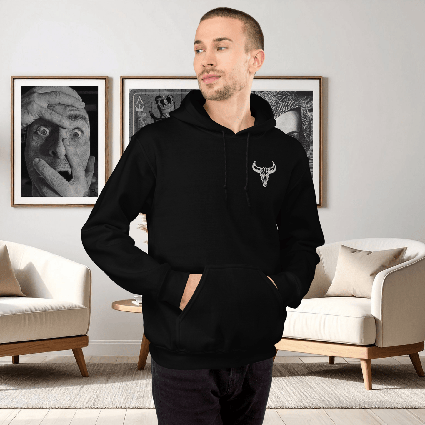 Sudadera "Emblema" con Logo Bordado (Colores Oscuros)