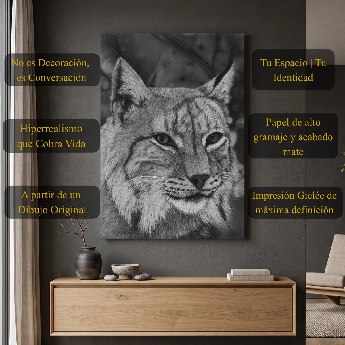 Dibujo a lápiz del hiperrealismo de un lince ibérico dibujado a mano a carboncillo. 