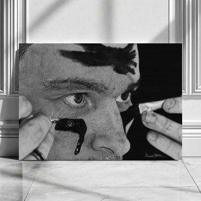 Dibujo realista del artista David Mateo finalista Tartget Prize 2025.