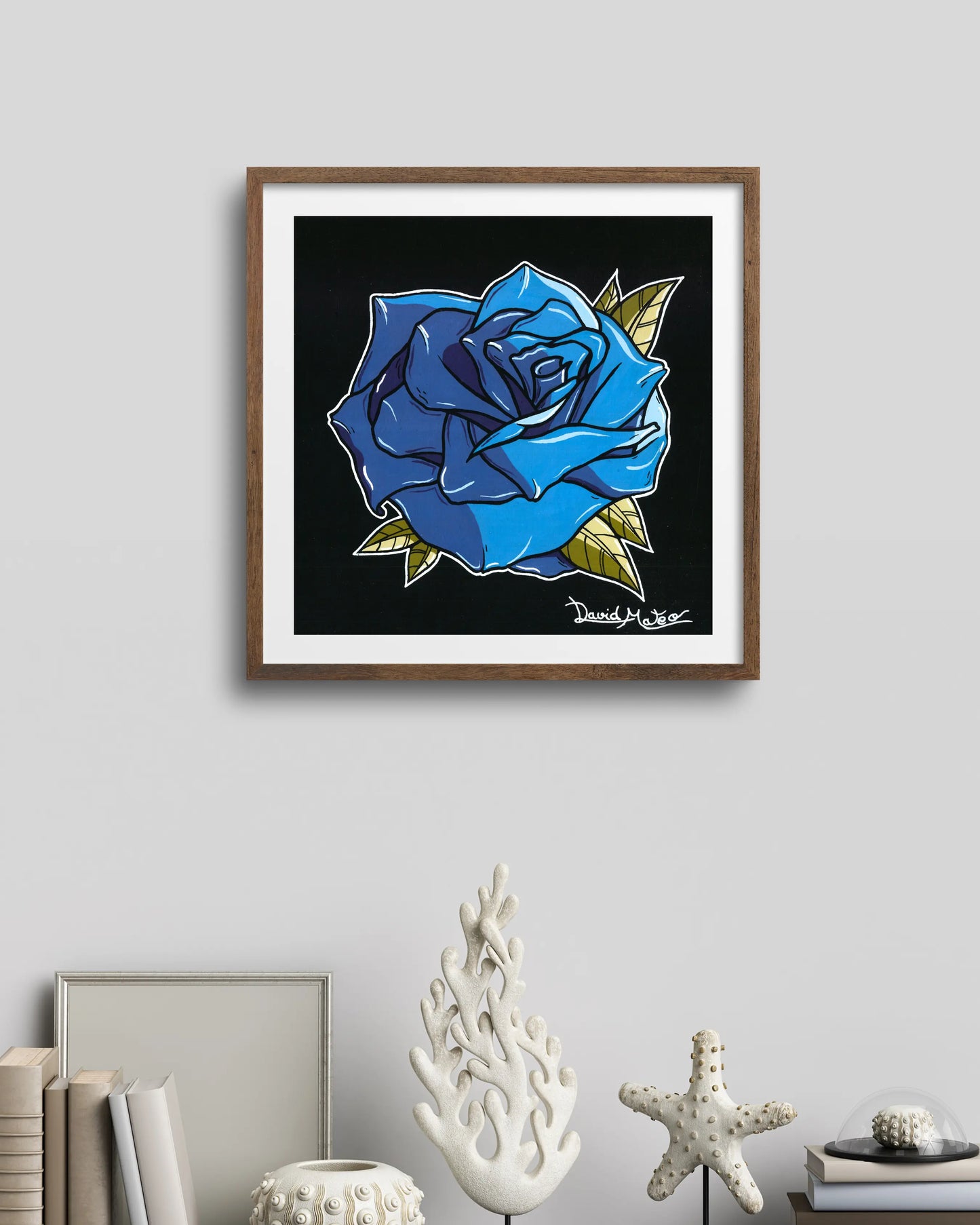 Impresión artística de una rosa azul para pared. El diseño floral gráfico aporta un elemento de color y energía, ideal para amantes de las flores.