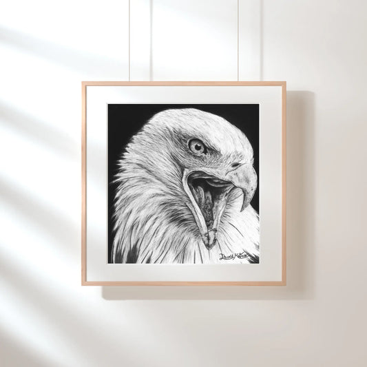 Lámina del 'Grito del Dominio'. Dibujo hiperrealista de un águila gritando, símbolo de libertad y poder. Obra de arte salvaje en blanco y negro.