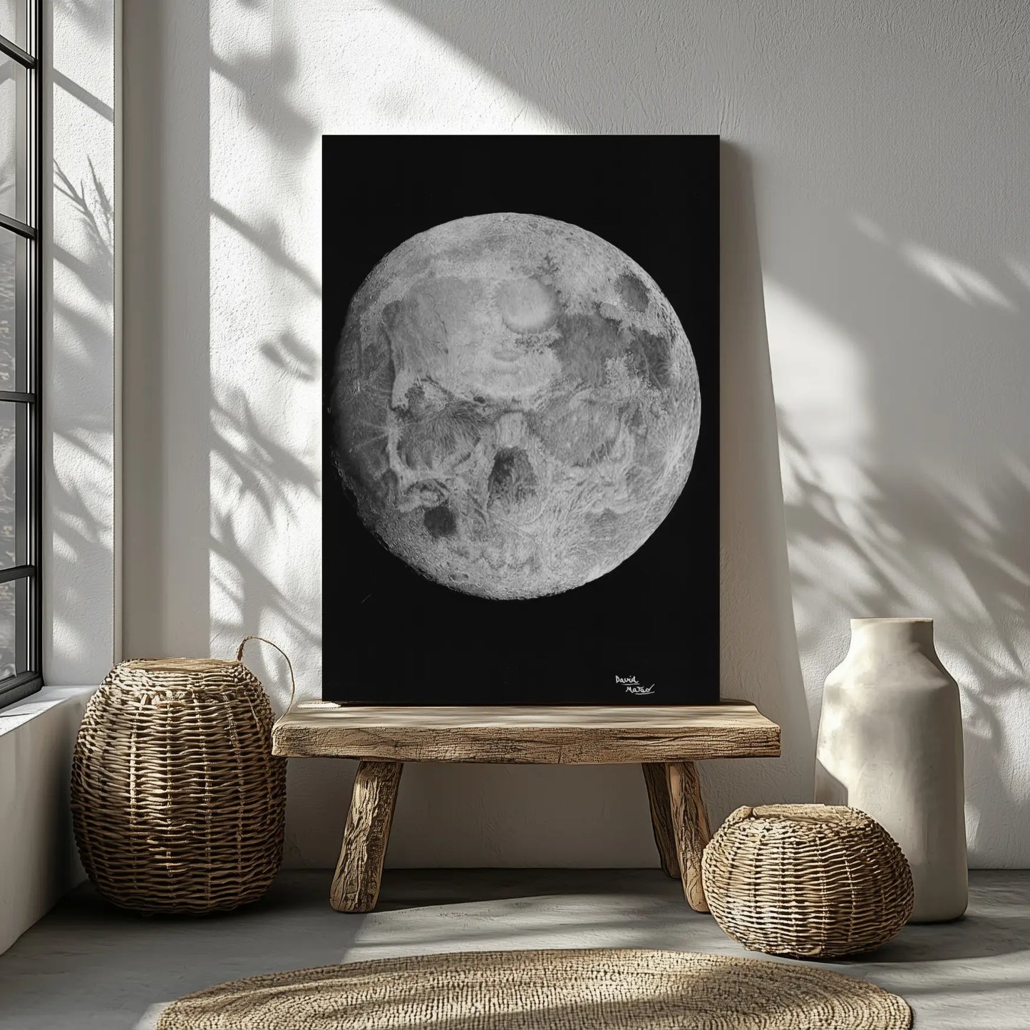 Retrato hiperrealista fantástico de una luna llena con una calavera escondida exhibida en un salón minimalista.