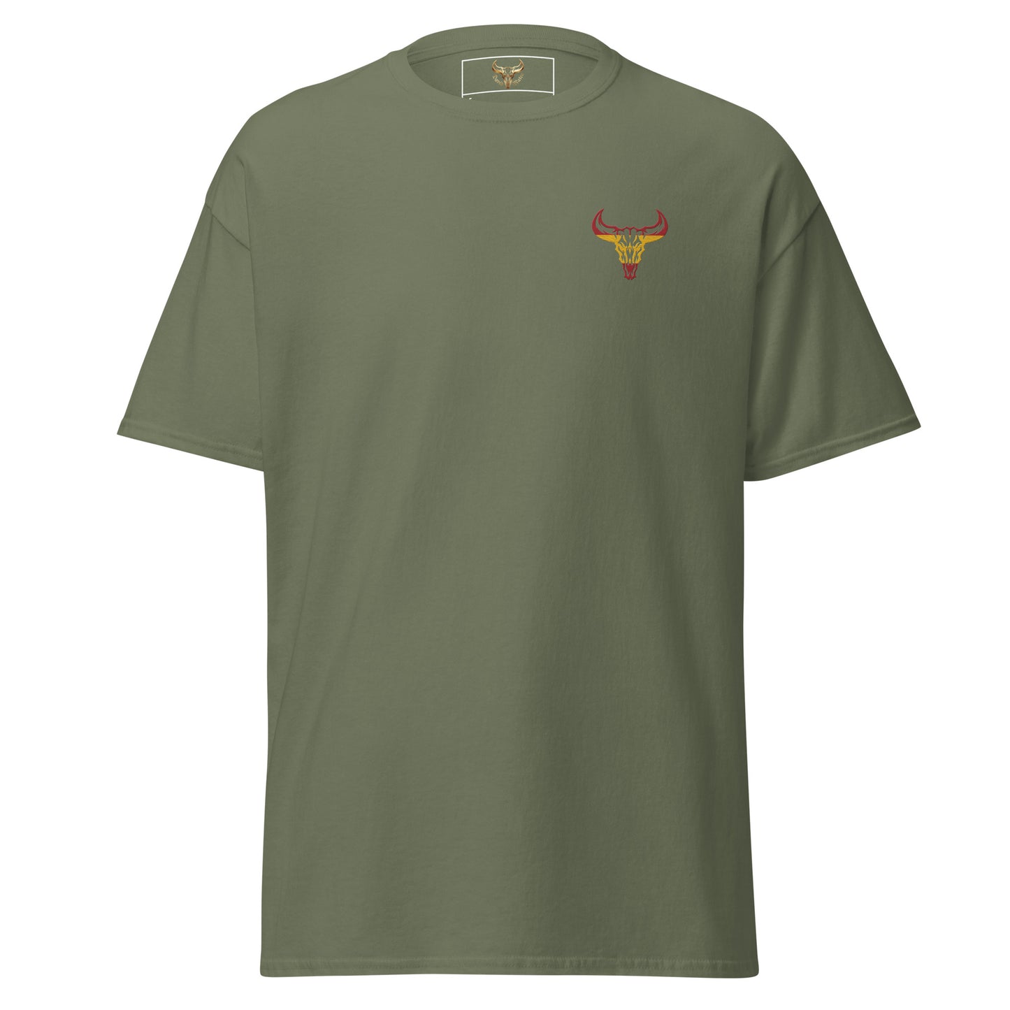Camiseta de algodón clásica unisex verde militar con el logo de la calavera de toro de David Mateo Art con los colores de España.