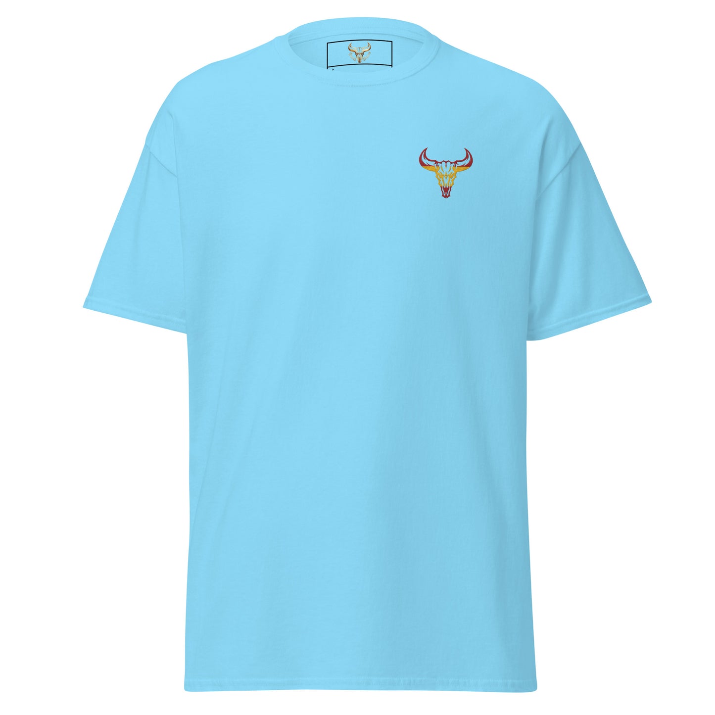 Camiseta de algodón clásica unisex azul cielo con el logo de la calavera de toro de David Mateo Art con los colores de España.