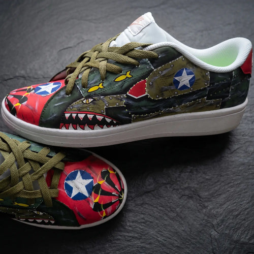 Custom Hand-Painted Sneakers from Spain | Sign
